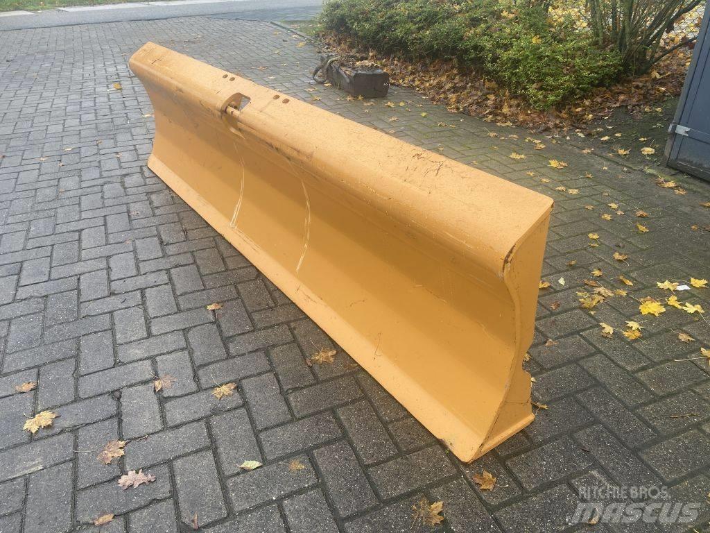 CASE DOZER BLADE Леміші