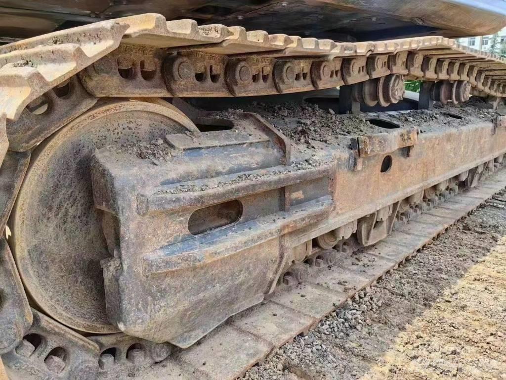 Doosan DX 300 Гусеничні екскаватори