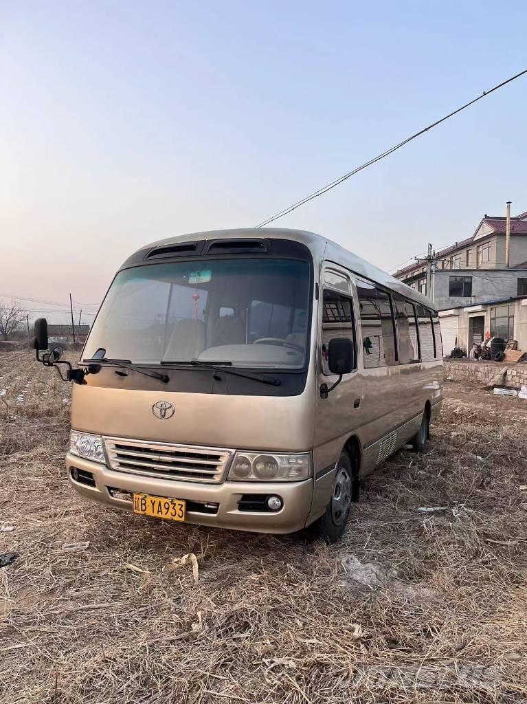 Toyota Coaster Bus Мікроавтобуси