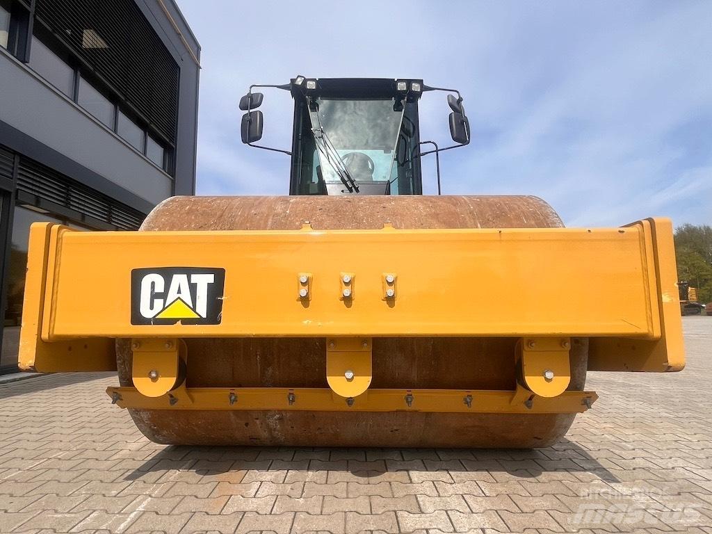 CAT CS 66 B Грунтові котки