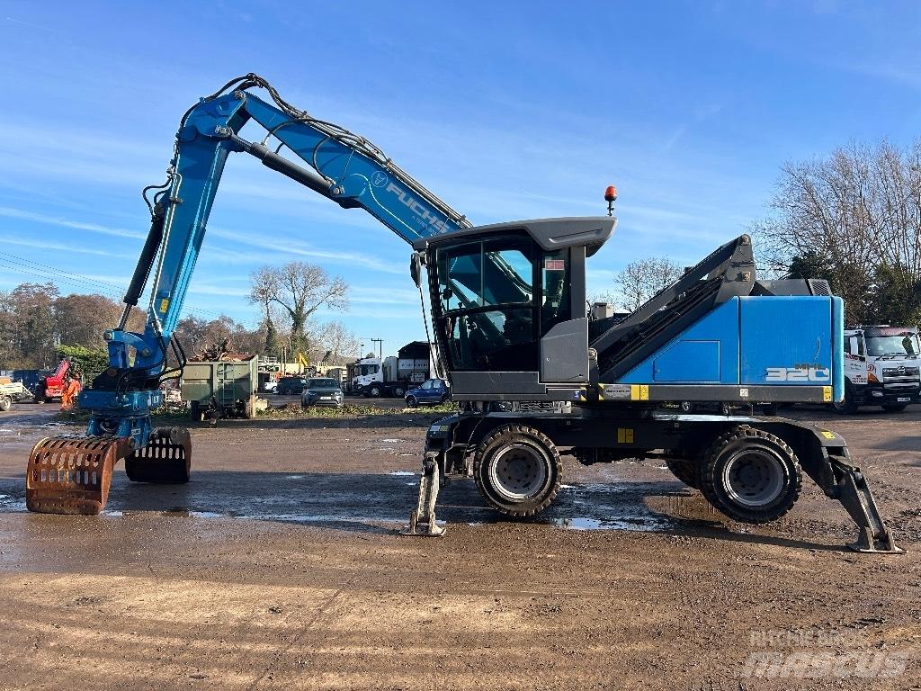 Fuchs MHL 320 T4F Перевантажувачі металобрухту/промислові навантажувачі