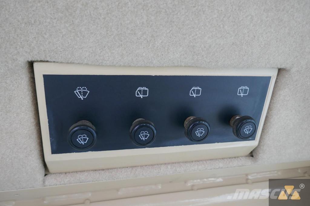 CAT D9R Ex-army Гусеничні бульдозери