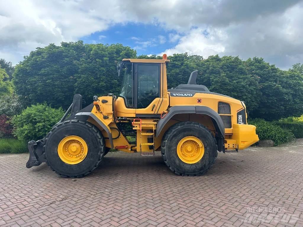 Volvo L120 H Фронтальні навантажувачі