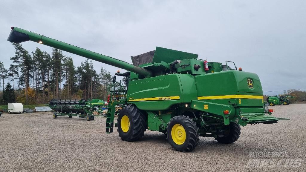 John Deere T670i Зернозбиральні комбайни