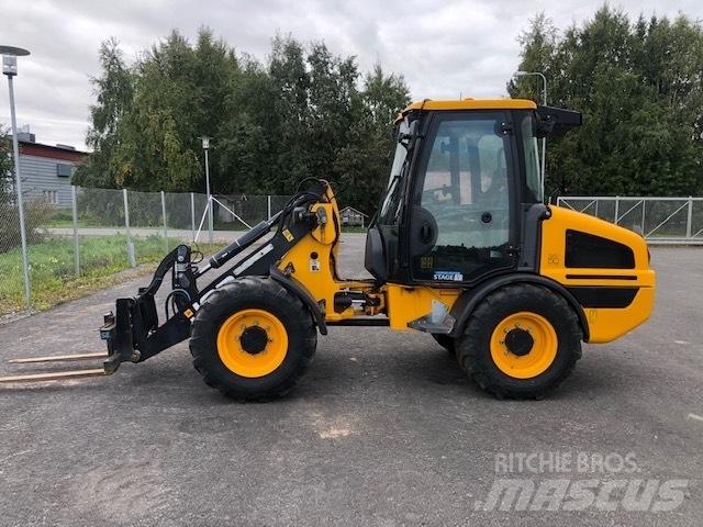 JCB 407 Фронтальні навантажувачі