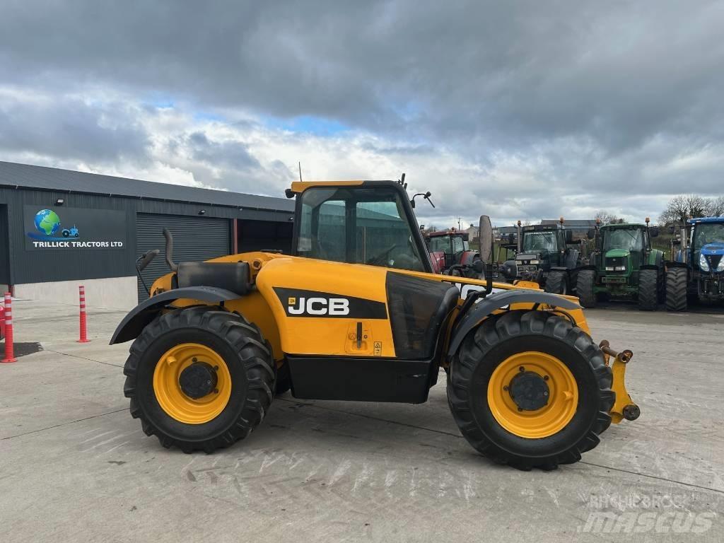 JCB 526-56 Agri Телескопічний навантажувач