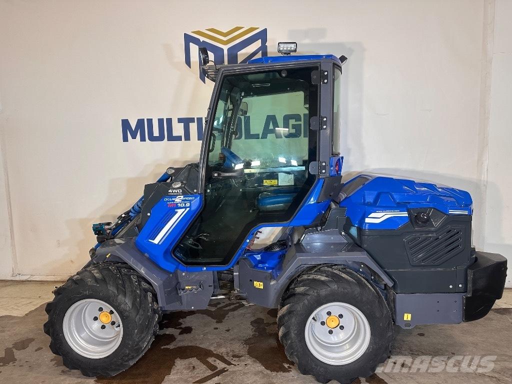 Multione 10.9 Міні-навантажувачі