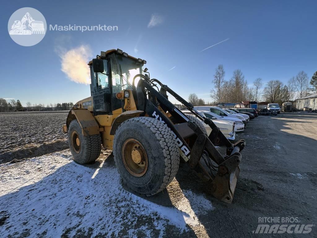 Hyundai HL 730 TM-7 Фронтальні навантажувачі