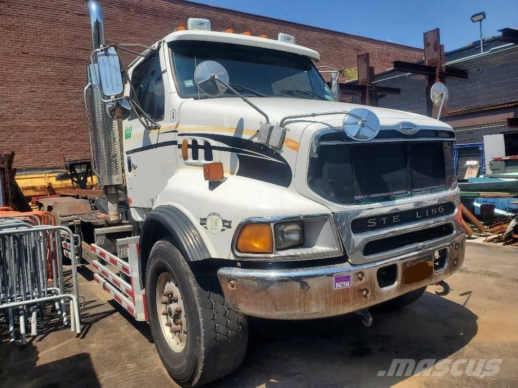 Sterling LT 9500 Контейнеровози