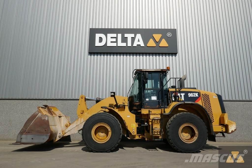 CAT 962K Фронтальні навантажувачі