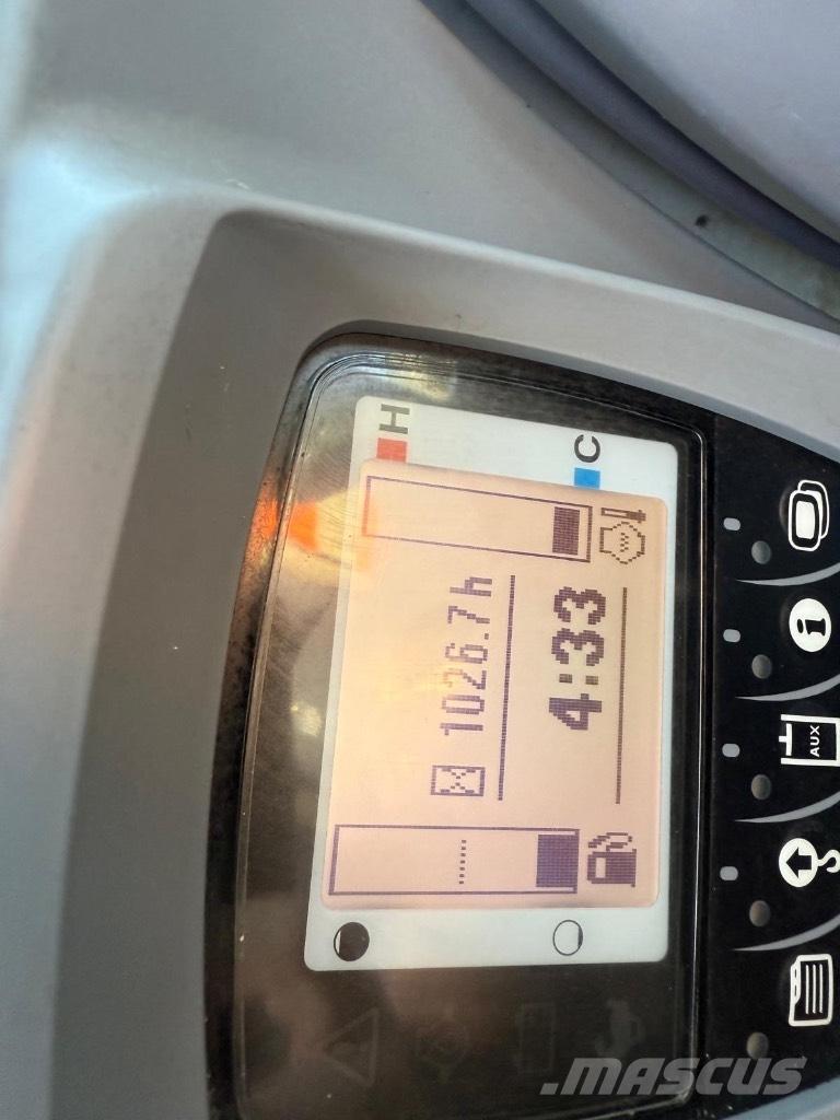 Kubota KX080-4 Середні екскаватори 7т. - 12т.