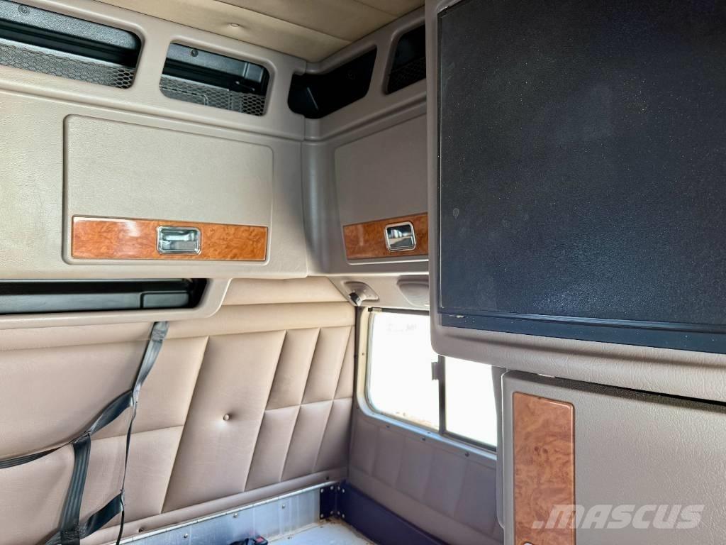 Peterbilt 379 Тягачі