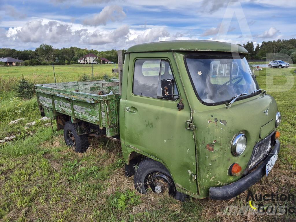  UAZ 452 Пікапи / Бічне розвантаження
