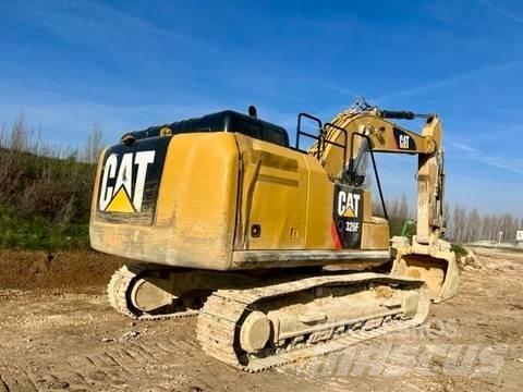 CAT 326 F L Гусеничні екскаватори