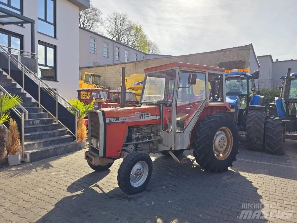 Massey Ferguson 265 Трактори
