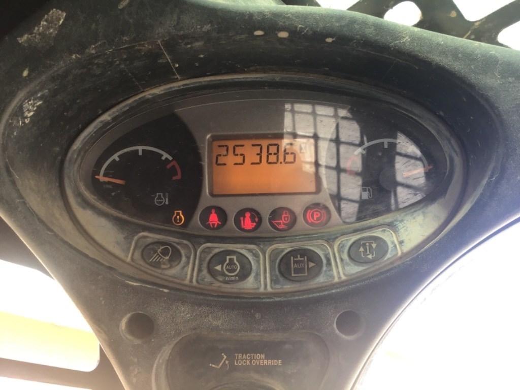 Bobcat T590 Міні-навантажувачі