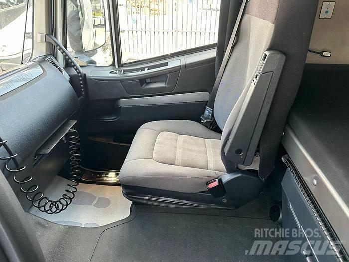 Iveco AS440E48 Тягачі