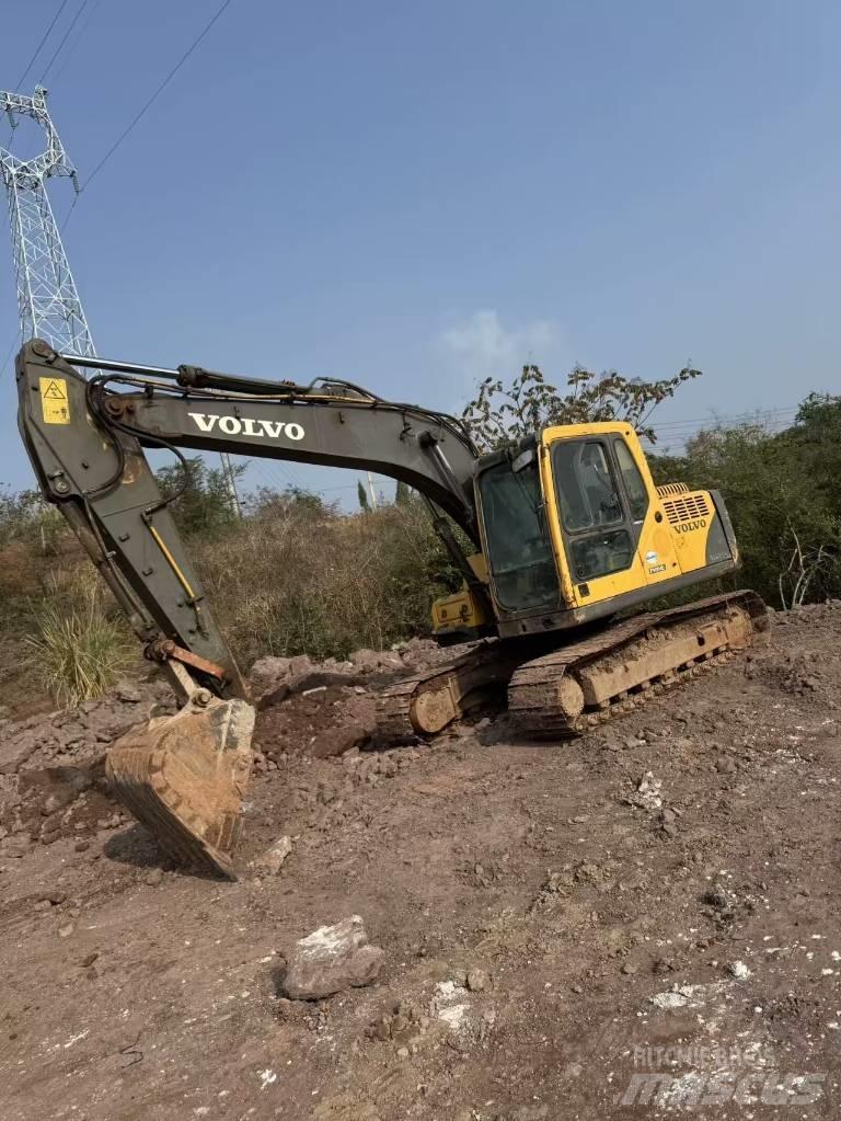 Volvo EC140B Гусеничні екскаватори