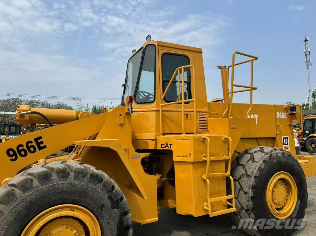 CAT 950E Фронтальні навантажувачі