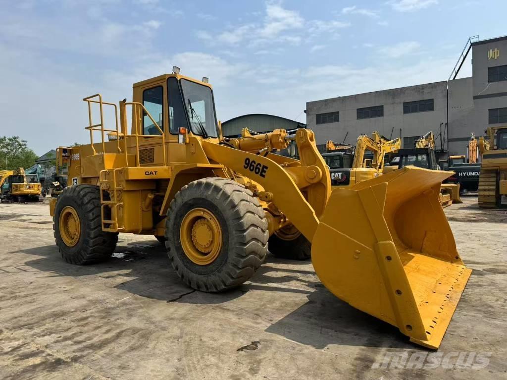 CAT 950E Фронтальні навантажувачі