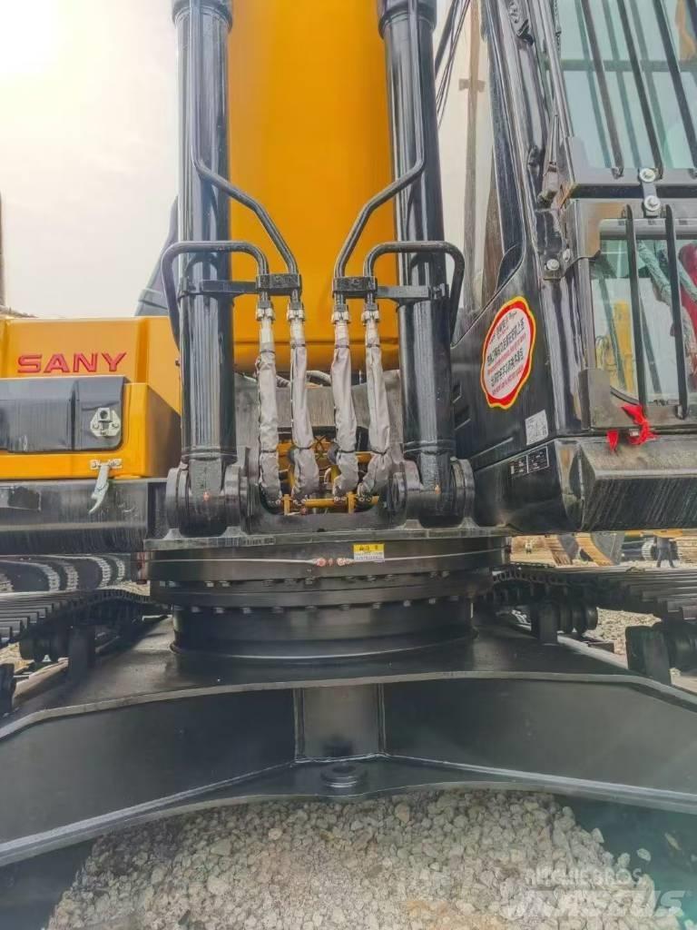Sany 305 Гусеничні екскаватори
