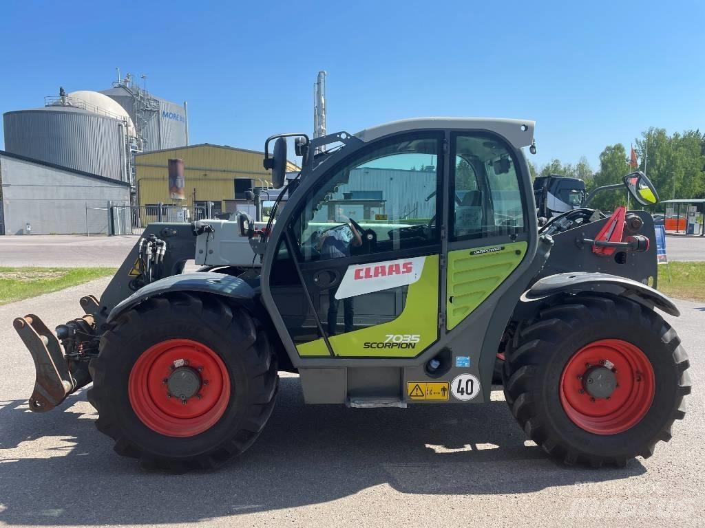 CLAAS 7035 Телескопічні навантажувачі