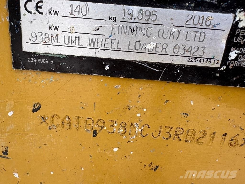 CAT 938 M Фронтальні навантажувачі