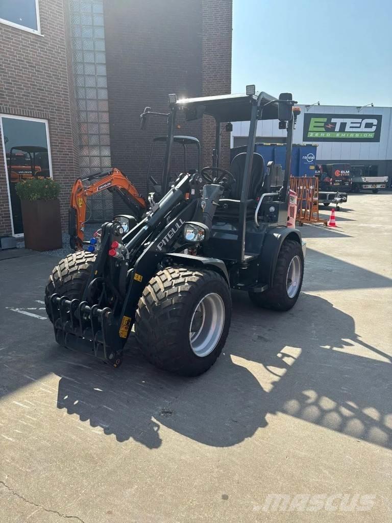 Pitbull XS28-45CRT Малі навантажувачі
