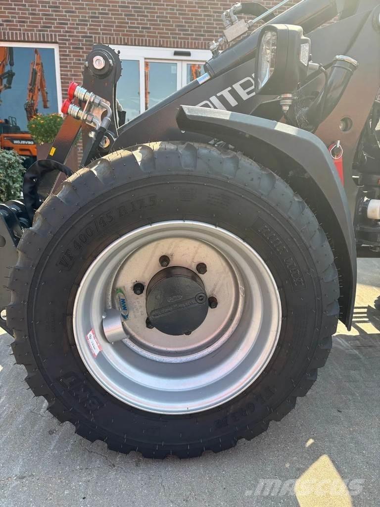 Pitbull XS28-45CRT Малі навантажувачі