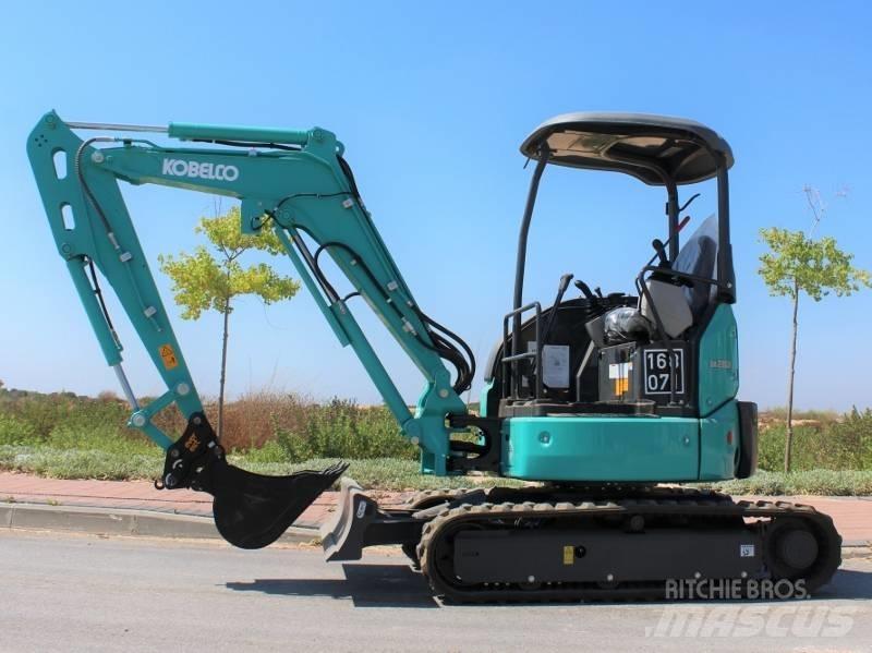 Kobelco SK28SR-6E Міні-екскаватори < 7т