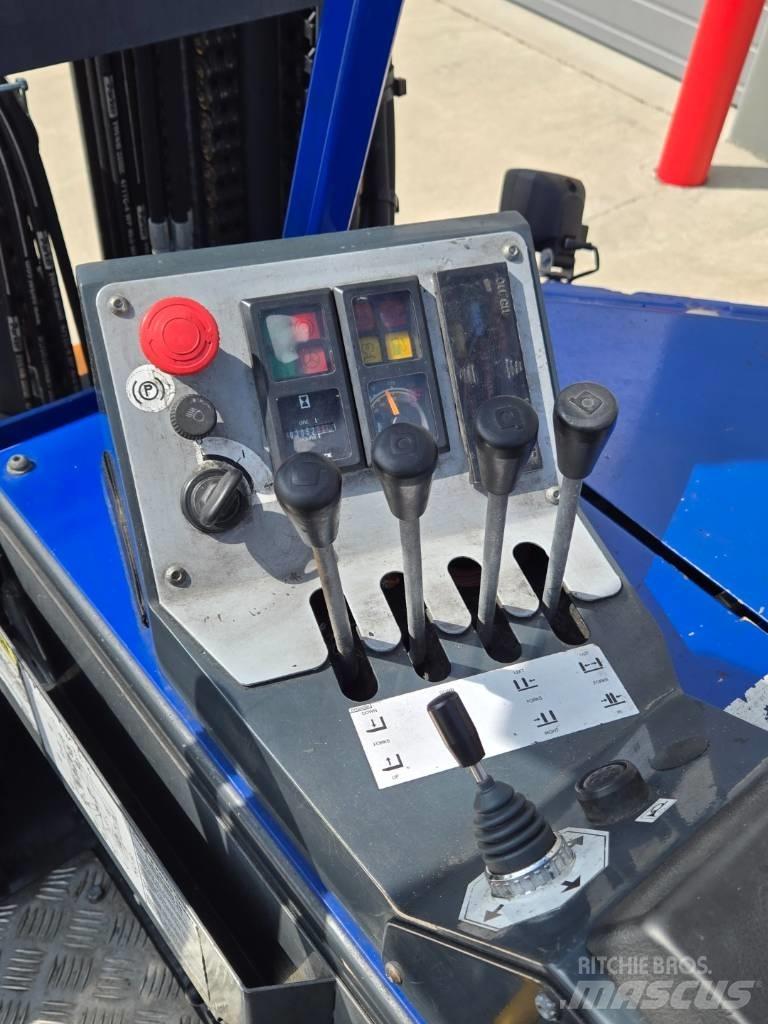 Combilift C 6000 Річ-трак із високим підйомом