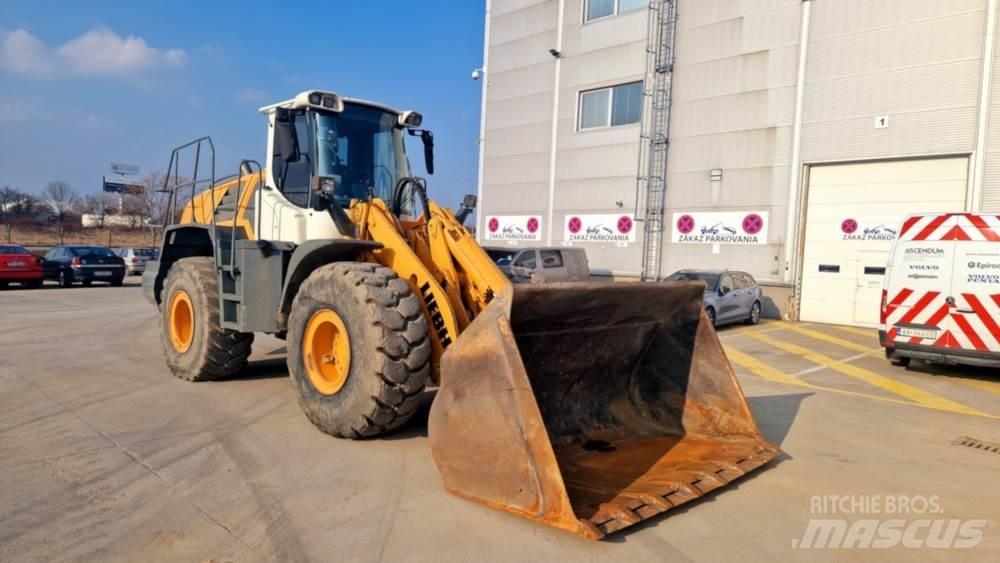 Liebherr 556 Фронтальні навантажувачі