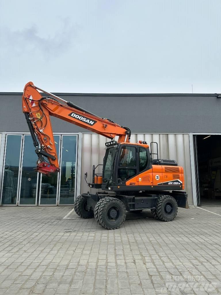 Doosan DX 190 W-7 Колісні екскаватори