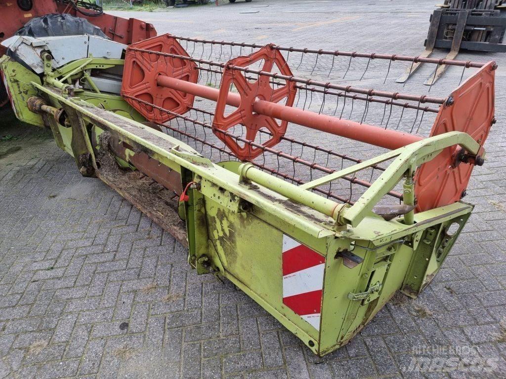 CLAAS 68s Зернозбиральні комбайни