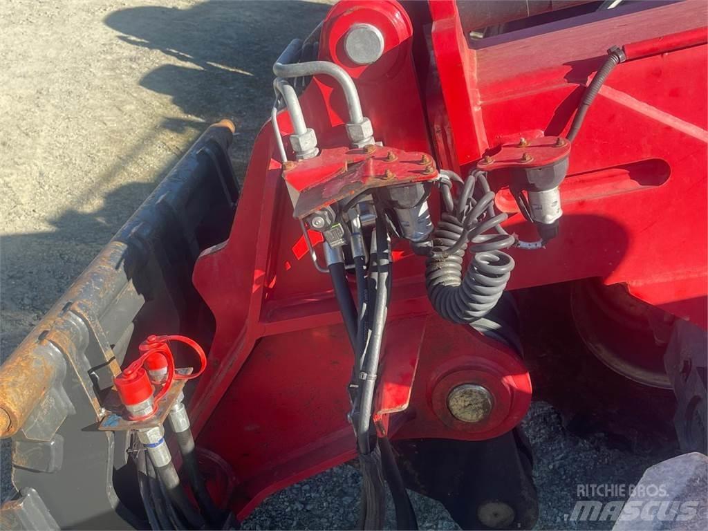 Schäffer T 6680 Малі навантажувачі