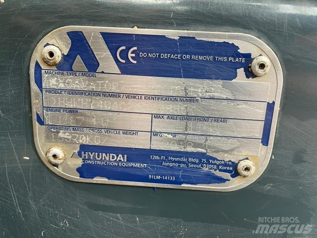 Hyundai HX145 LCR Гусеничні екскаватори