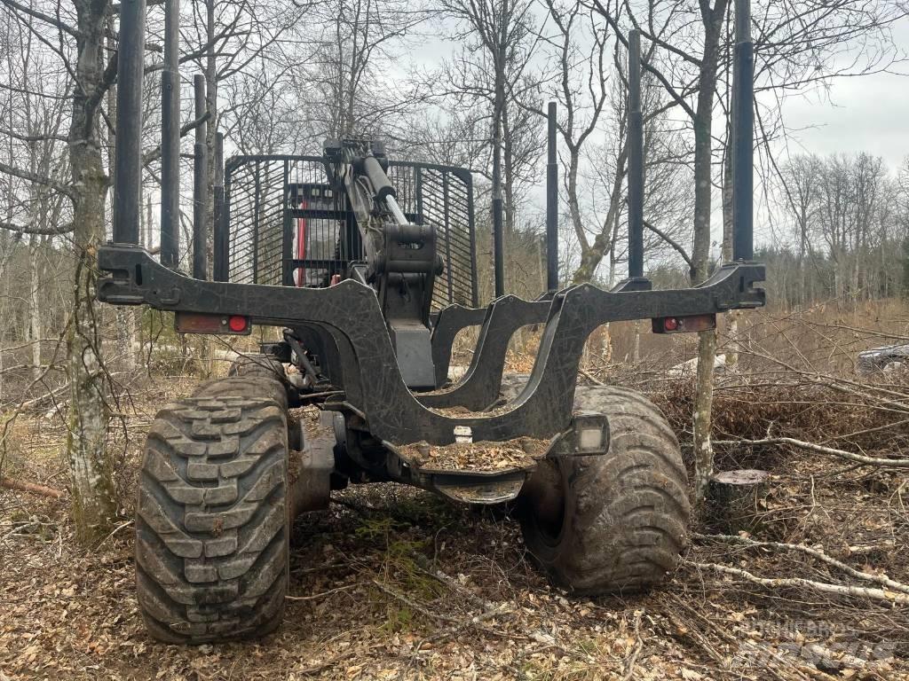 Komatsu 875 Форвардери