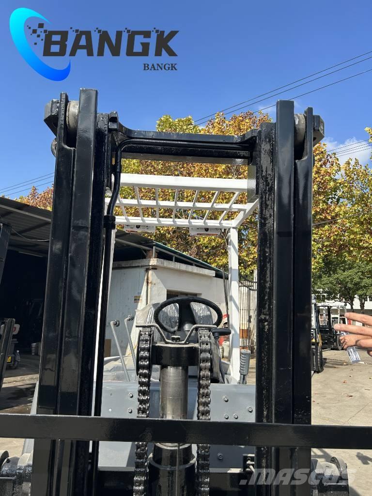 TCM FD30T3C Дизельні навантажувачі