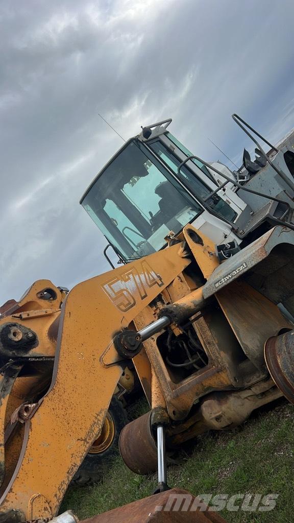 Liebherr L 574 Гідравліка