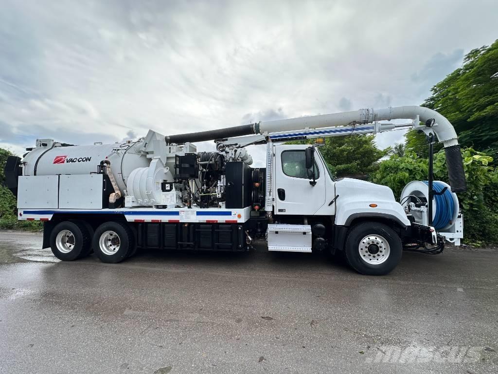 Freightliner 114 SD Комбі/Вакуумні вантажівки