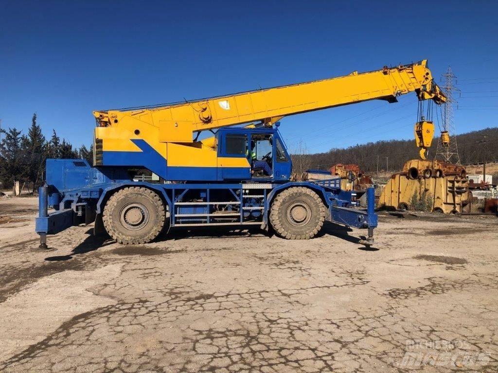 Kobelco RK 450 автокрани всюдиходи