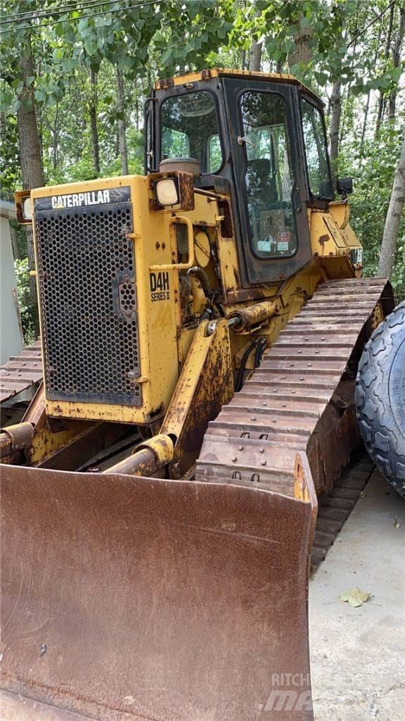 CAT D4H Гусеничні бульдозери