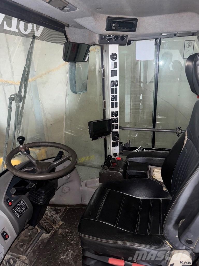 Volvo L110F Фронтальні навантажувачі