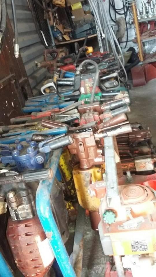 Atlas Copco TEX 250 Плуги