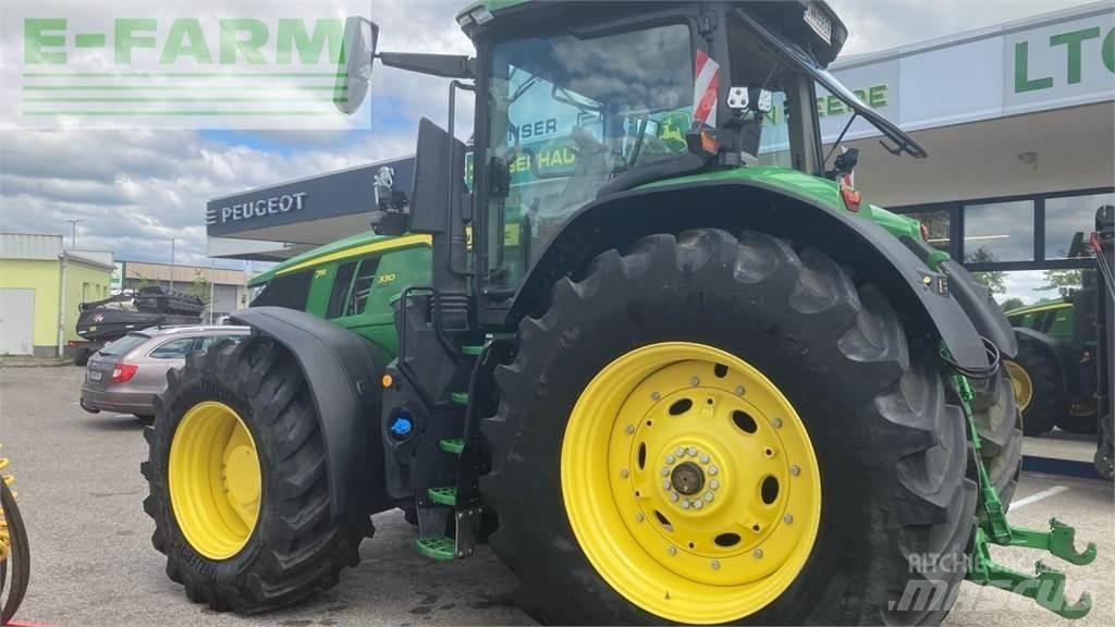 John Deere 7R 330 Трактори