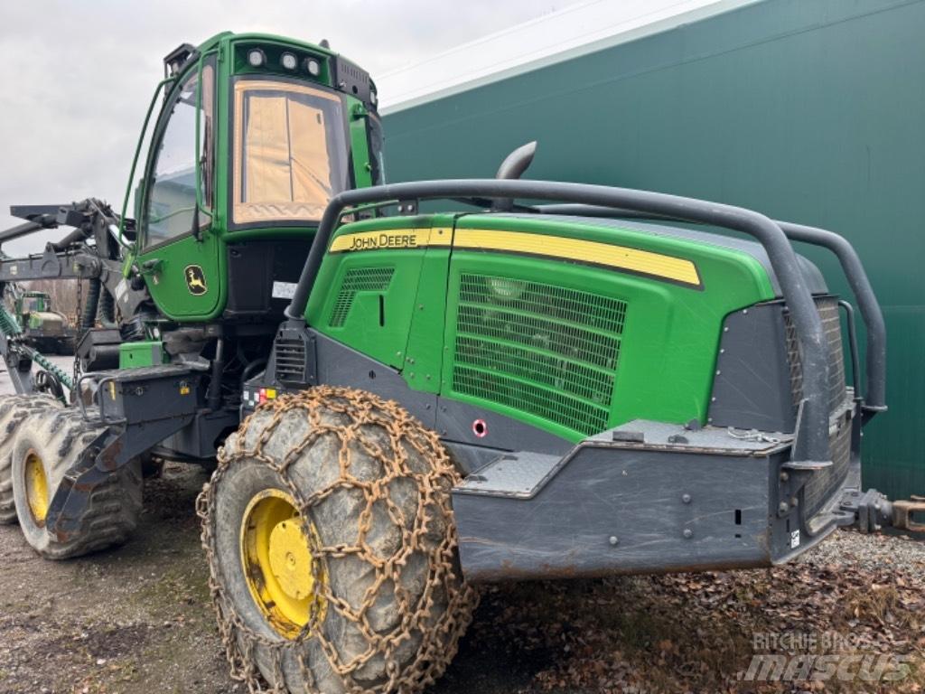 John Deere 1070G Харвестери