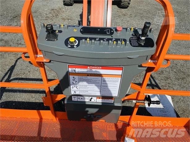 JLG 460 SJ Телескопічні підйомники