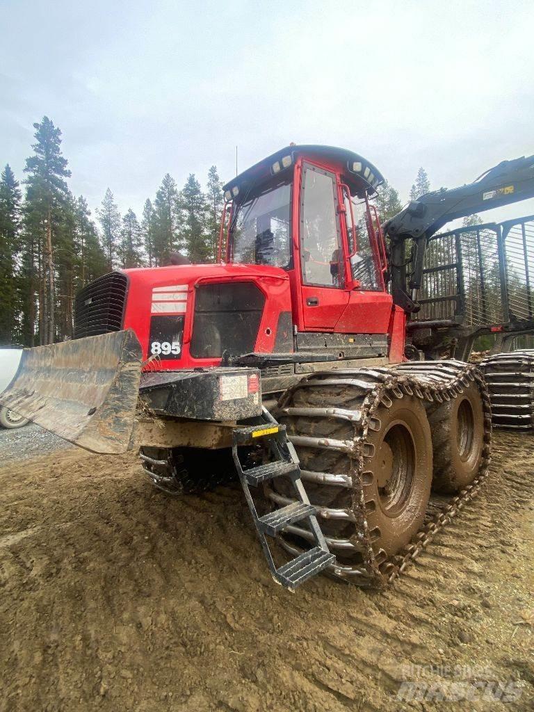 Komatsu 895 Форвардери