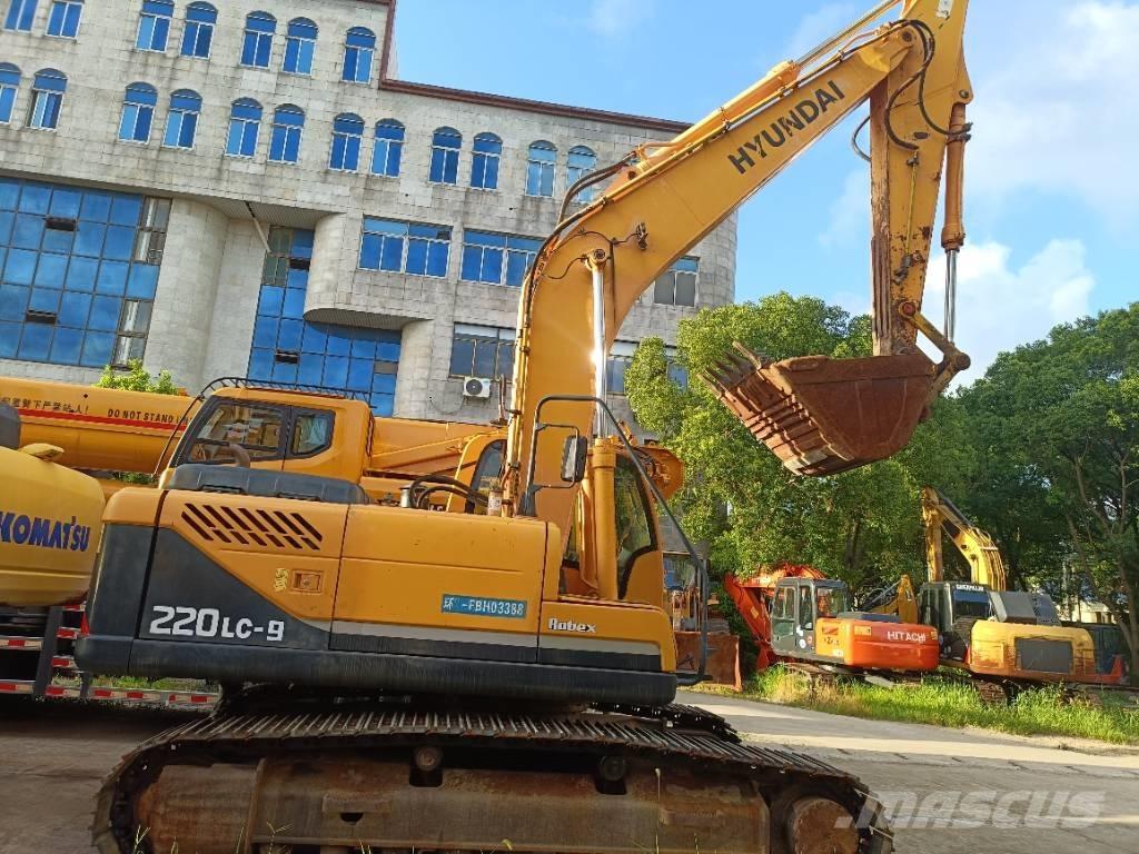 Hyundai R220LC-9 Гусеничні екскаватори