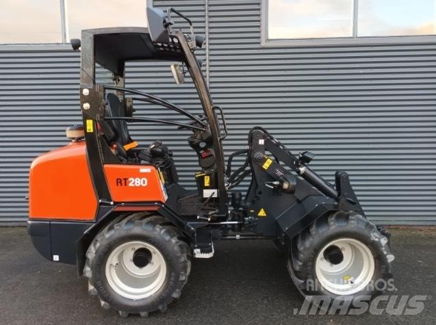 Kubota RT 280 Малі навантажувачі
